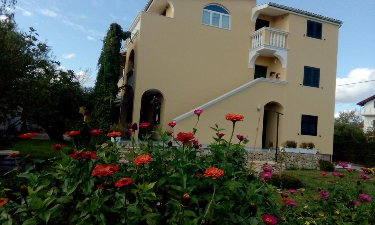 Apartments Meri Vodice Exterior photo